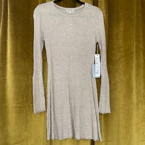 Pretty bodycon dress beige ribbed cotton with brown buttons Taylor & Sage Large